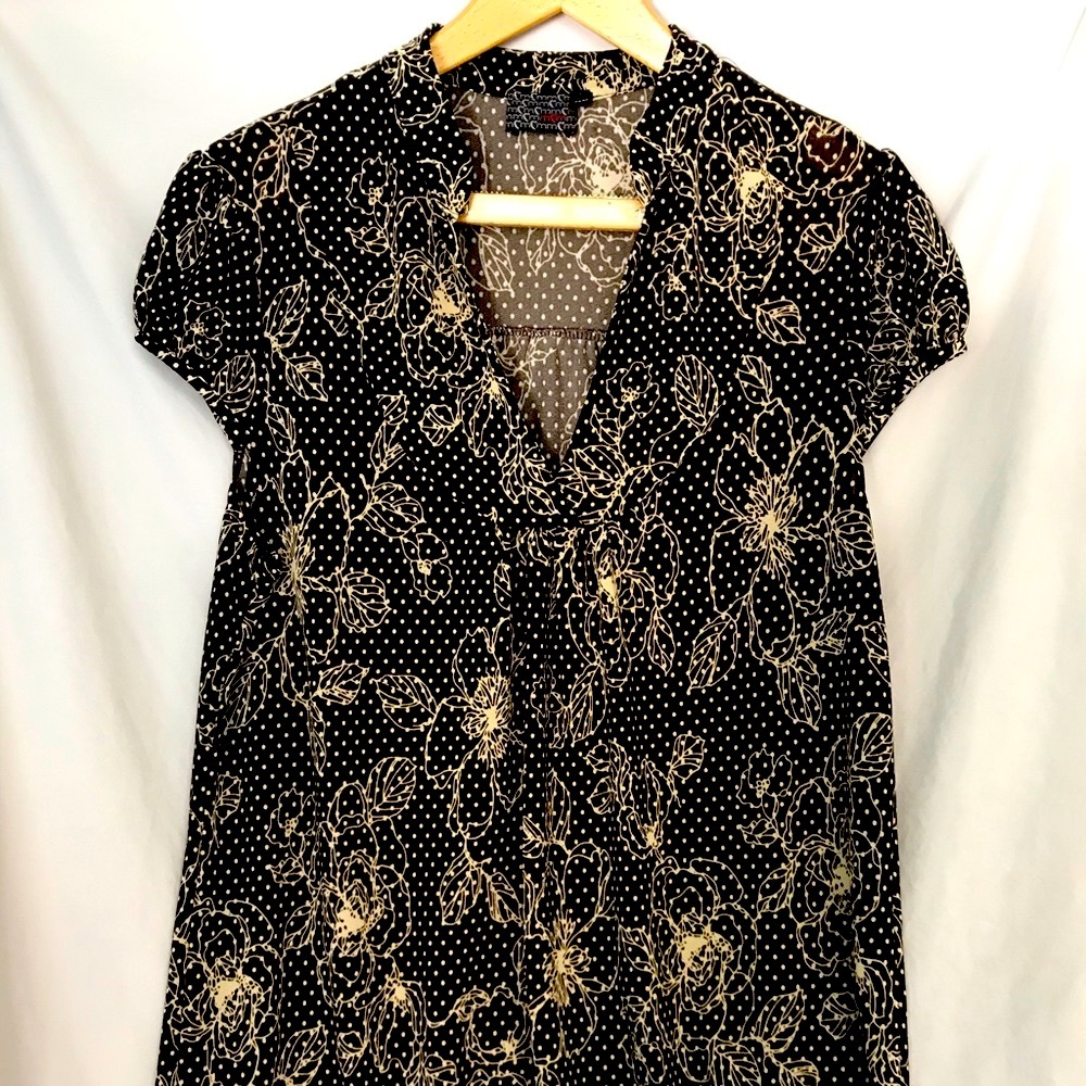 Vintage 90’s Crepe Cap Sleeve V-Neck Blouse